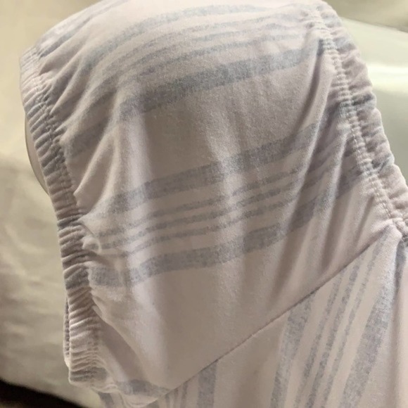 No comment Peasant Top. Elastic Neck & Sleeves EUC - Picture 3 of 7